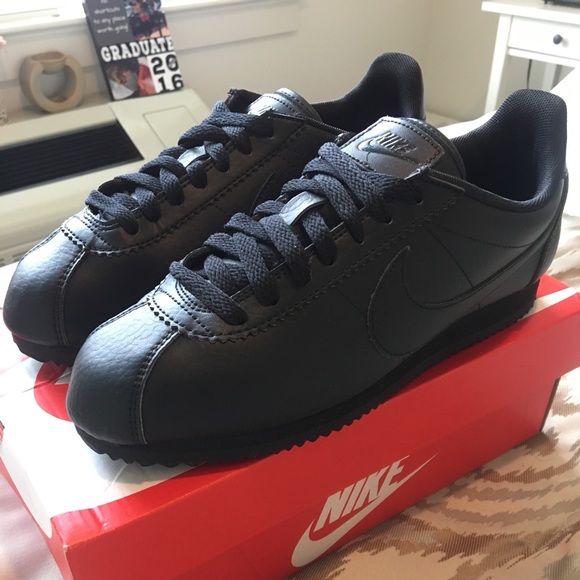 nike cortez womens size 8